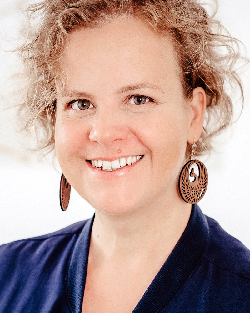  Irene Labryga